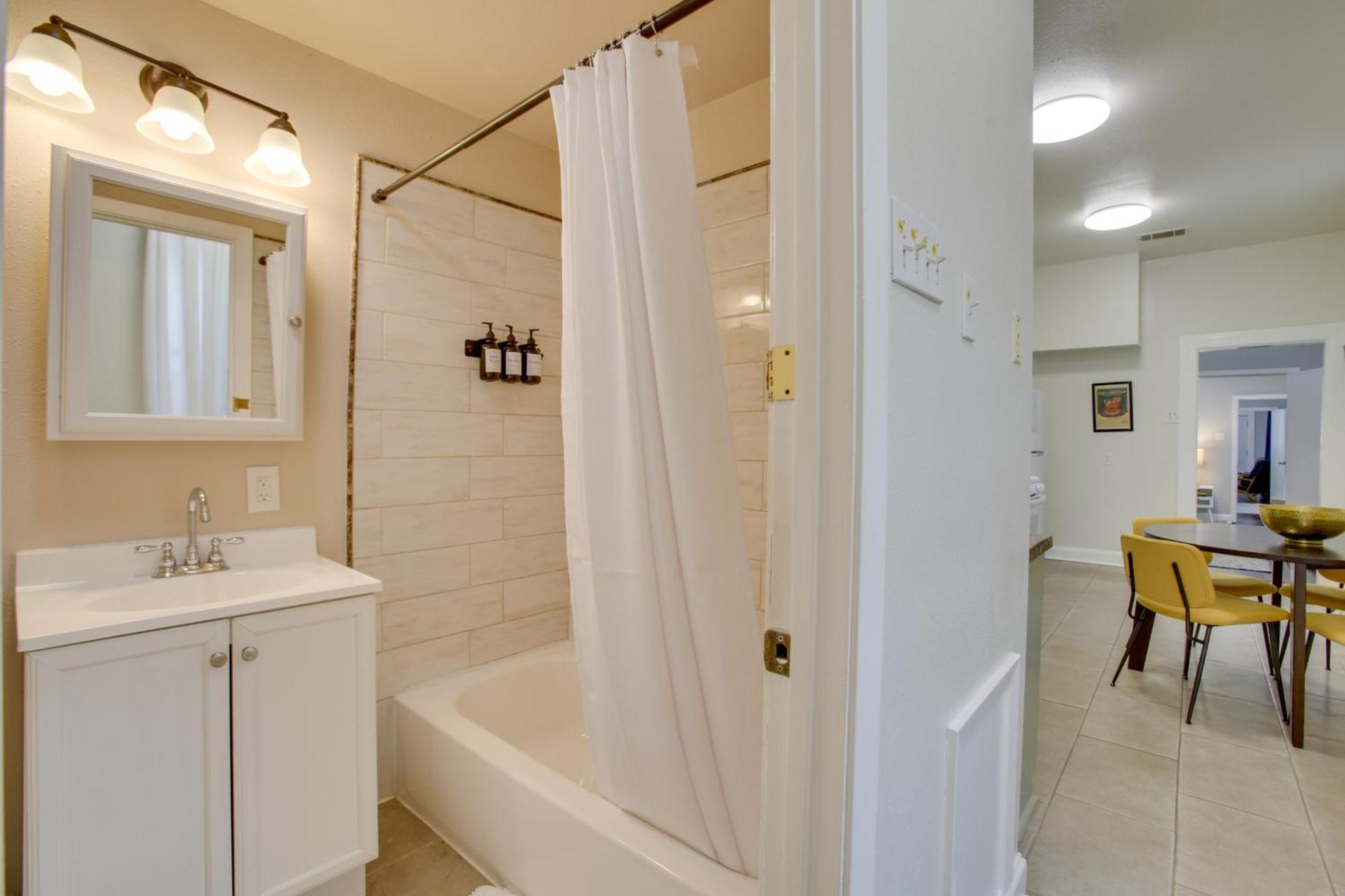 Nola Gem 3 Mi To French Quarter Holiday home New Orleans
